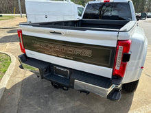 Cargar imagen en el visor de la Galería, Paneles Ford Super Duty 2020-2022 hechos a la medida
